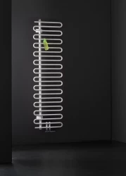 Instamat Cobra designradiator 142,1x60cm glanzend wit CO140.60R