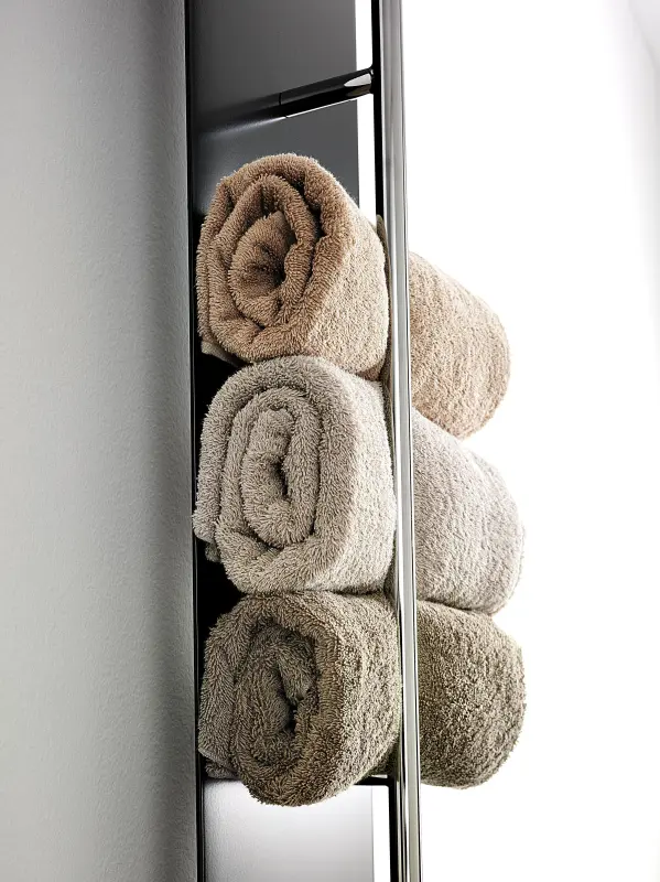 Instamat Teso - V designradiator 150x75,6 cm Chroom TSV150.75