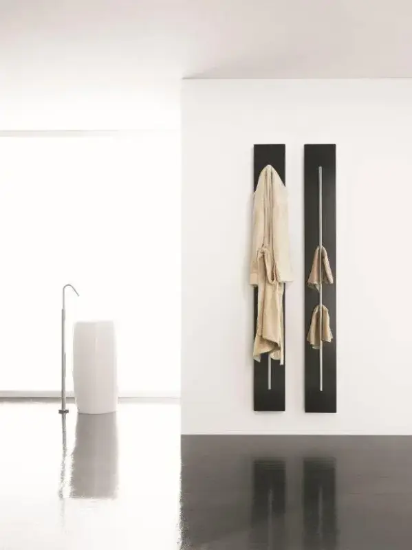 Instamat Teso - V designradiator 150x75,6 cm Kleur TSV150.75