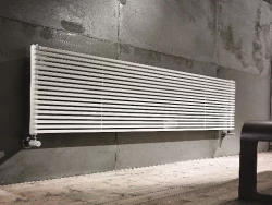 Instamat Quadro designradiator 24.8 x 60 cm glanzend wit QH10