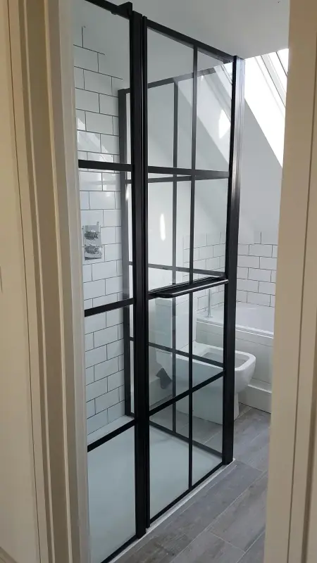 Flavio Napoli Nero MAATWERK inloopdouche helder glas - Mat Zwart Kader en horizontale lijnen - 1208890032