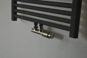 Radiator aansluitset thermostaat midden onder haaks kleur RVS 1208915652